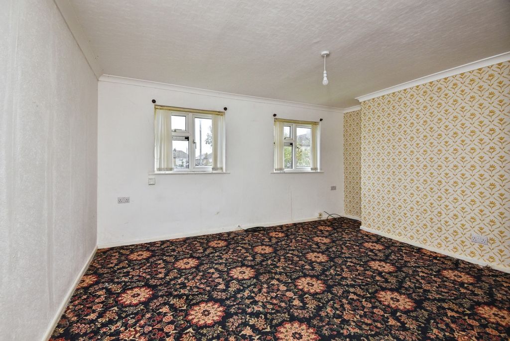 Property photo 2 of 20 Pbox-Img.Jpg