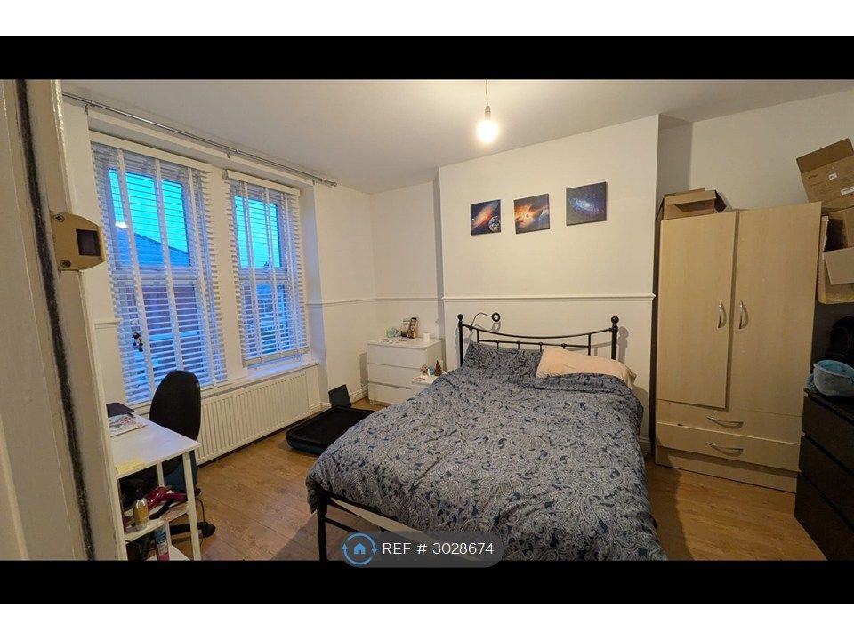 Property photo 3 of 6