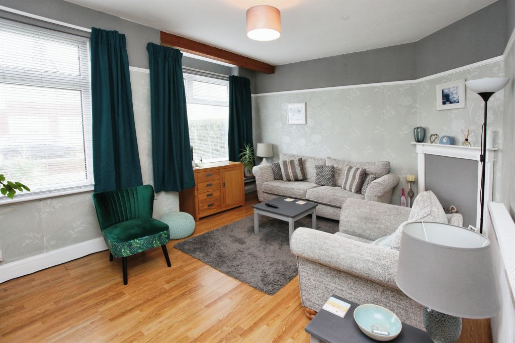 Property photo 3 of 17