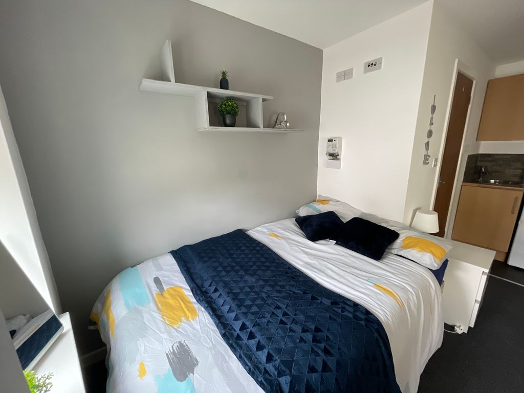 Property photo 1 of 3
