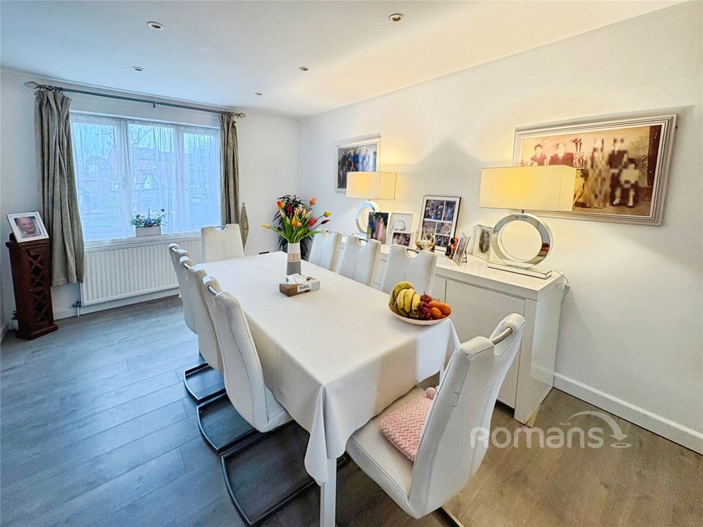 Property photo 3 of 16 Picture No. 08