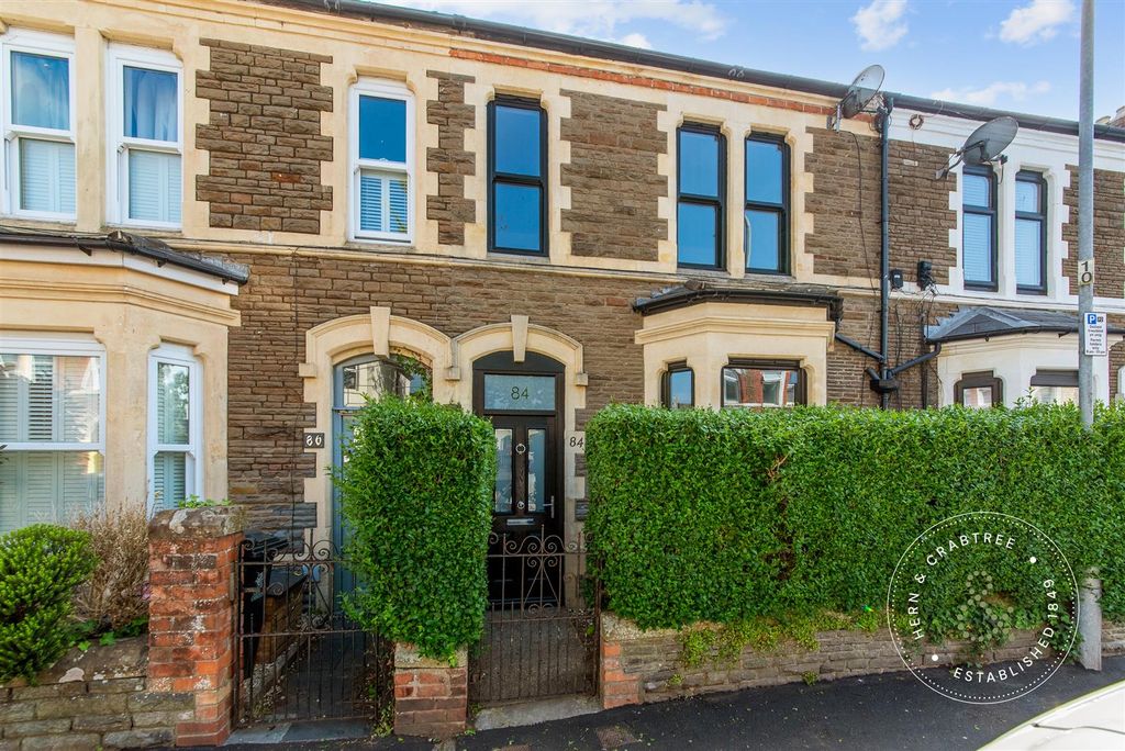 Property photo 1 of 34 Llanfair-Road-36.Jpg