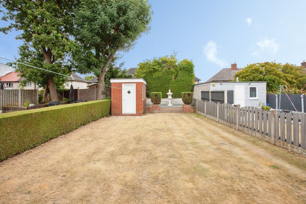 Property photo 2 of 20 Pbox-Img.Jpg