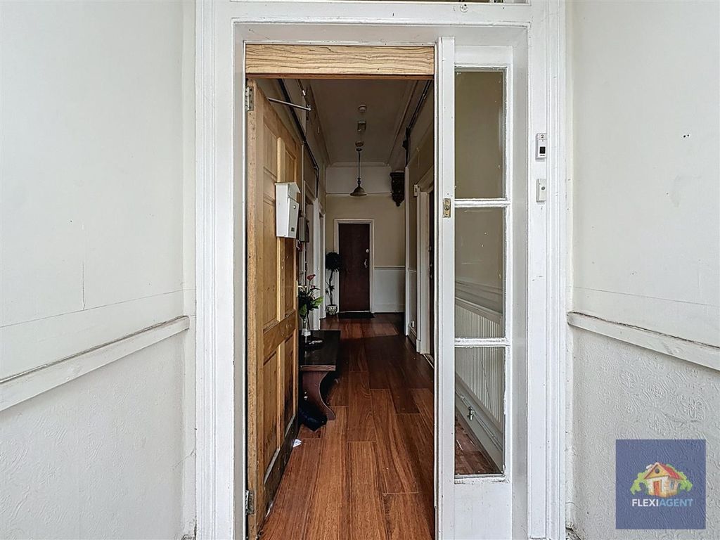 Property photo 3 of 62 4389423