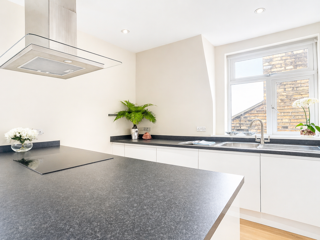 Property photo 2 of 9 2