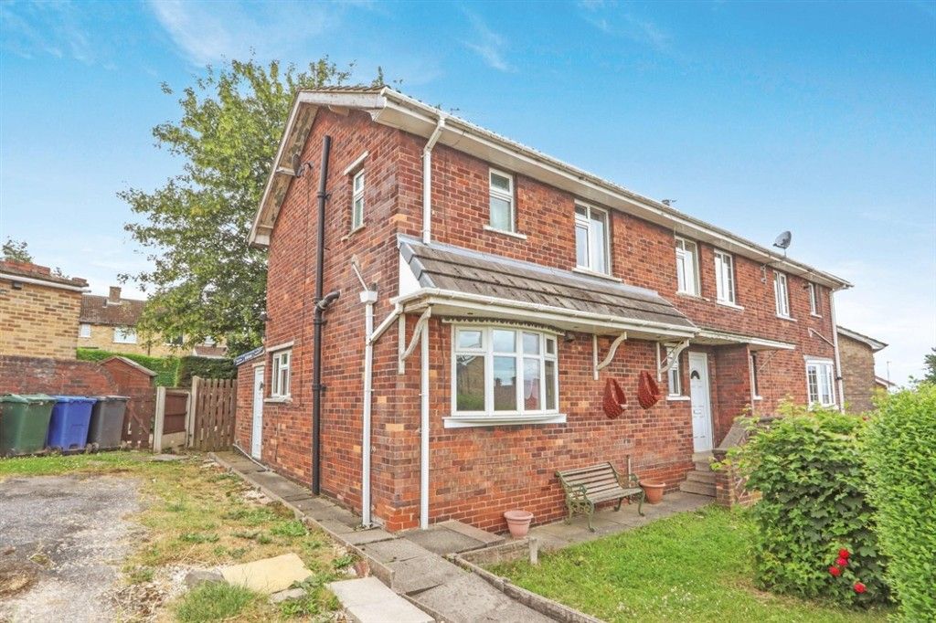 Property photo 1 of 8
