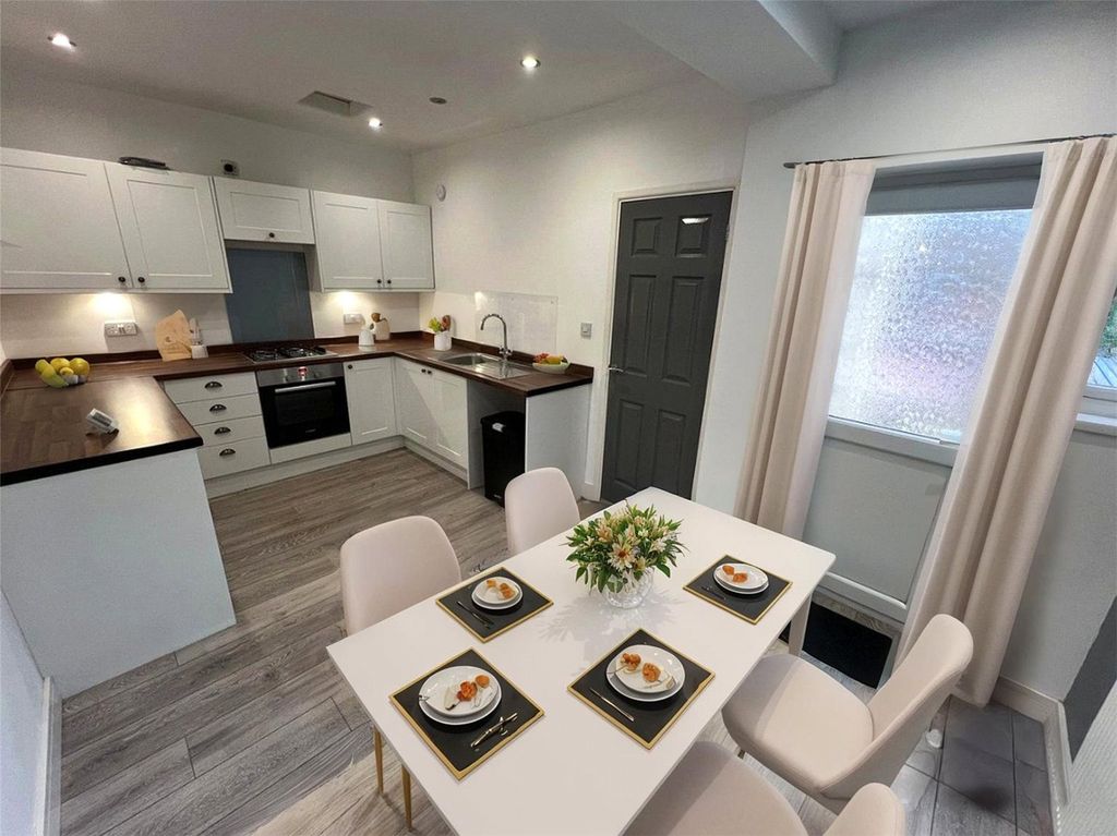 Property photo 3 of 18 Picture No. 34