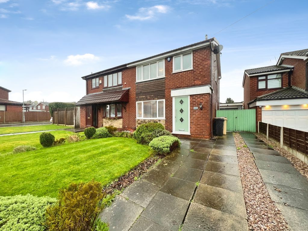 Property photo 1 of 14 External