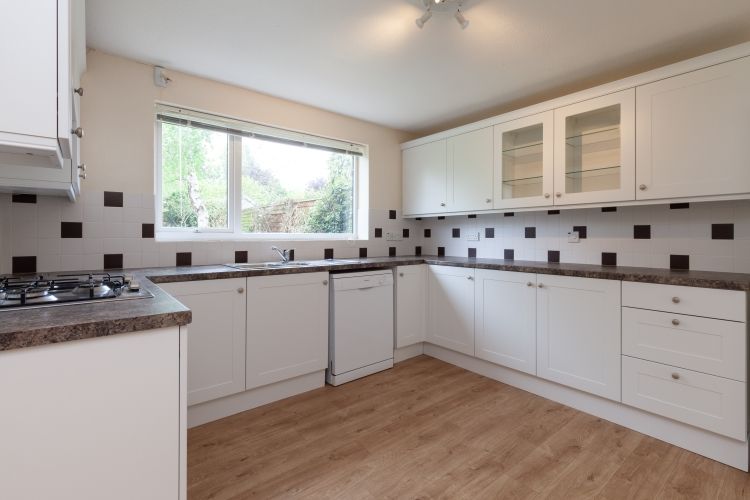 Property photo 2 of 13 190101