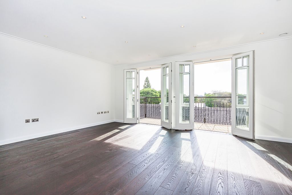 Property photo 1 of 12 Photo 1