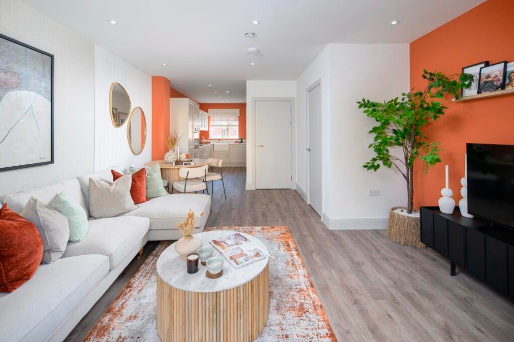 Property photo 3 of 11 Living Room