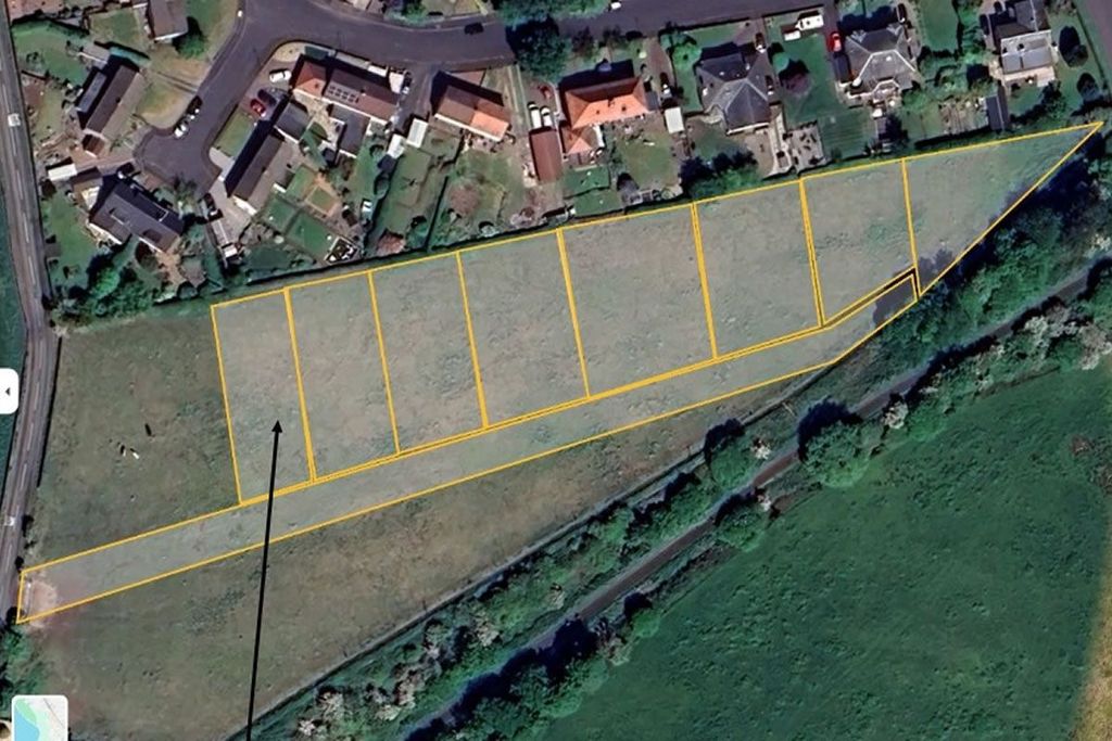 Property photo 2 of 9