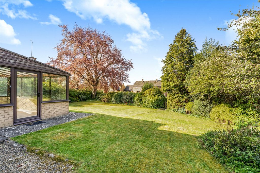 Property photo 2 of 12 Picture No. 02