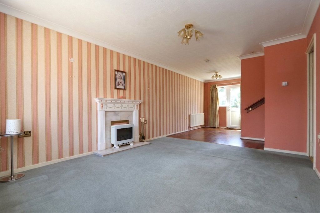 Property photo 3 of 10 Picture No. 02