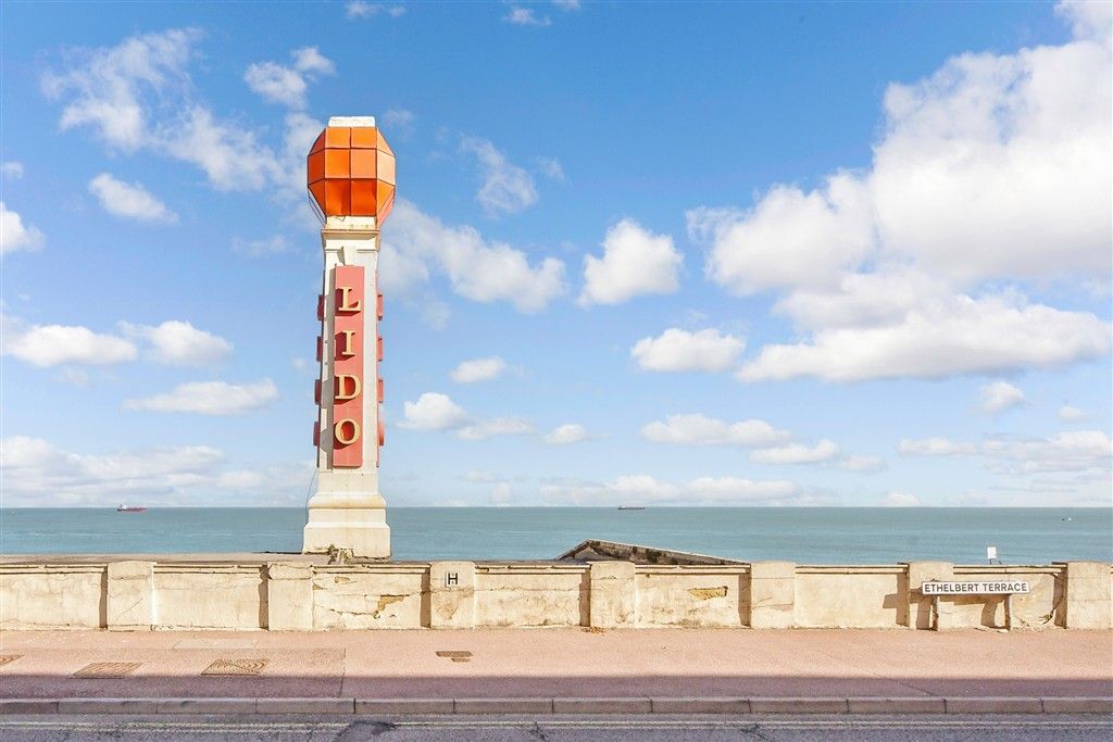 Property photo 2 of 12 Surrounding Area