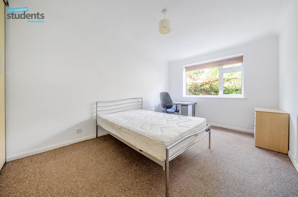 Property photo 3 of 10 d9F468c7-529B-486...