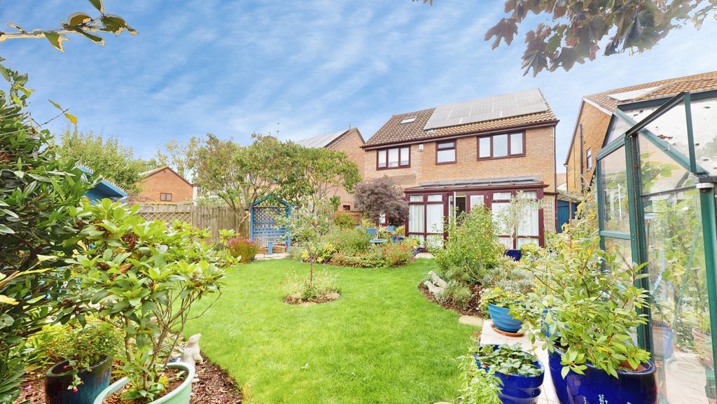 Property photo 2 of 25 E7B05c88-09152026_092206