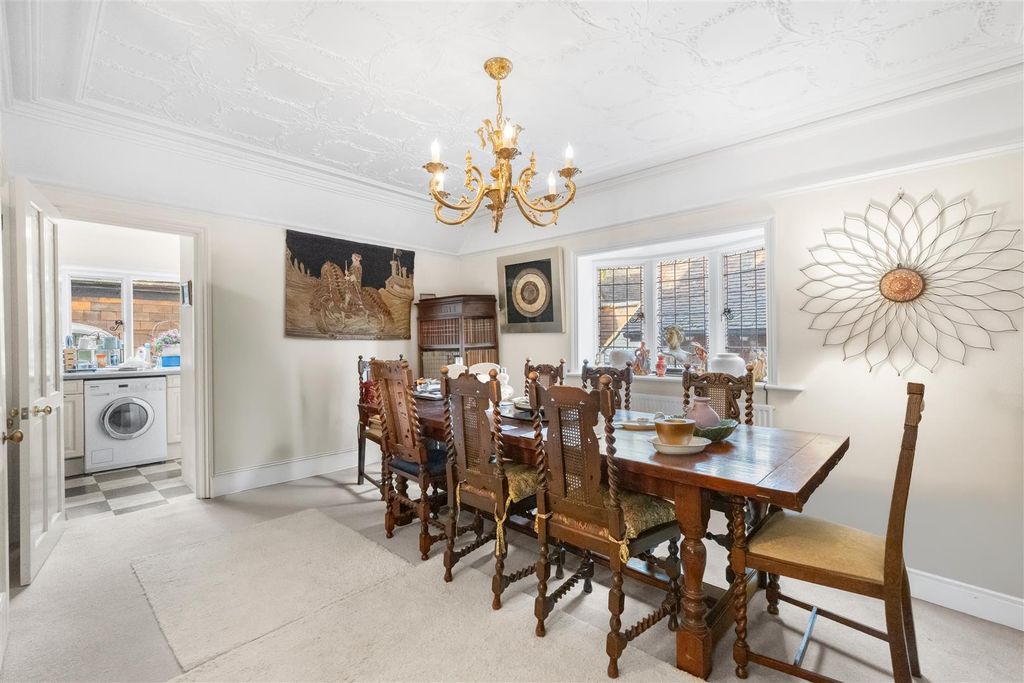 Property photo 3 of 15 Dining Room