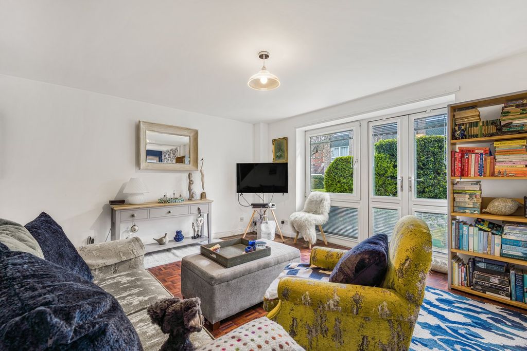 Property photo 3 of 17