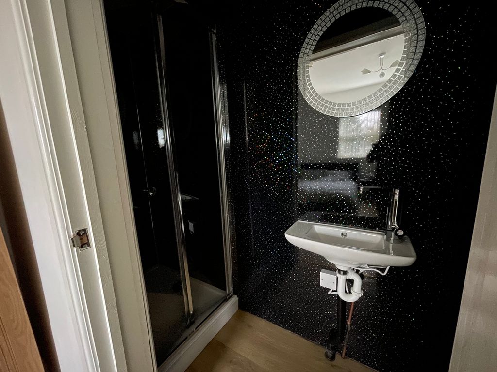 Property photo 2 of 6 Shower Room 