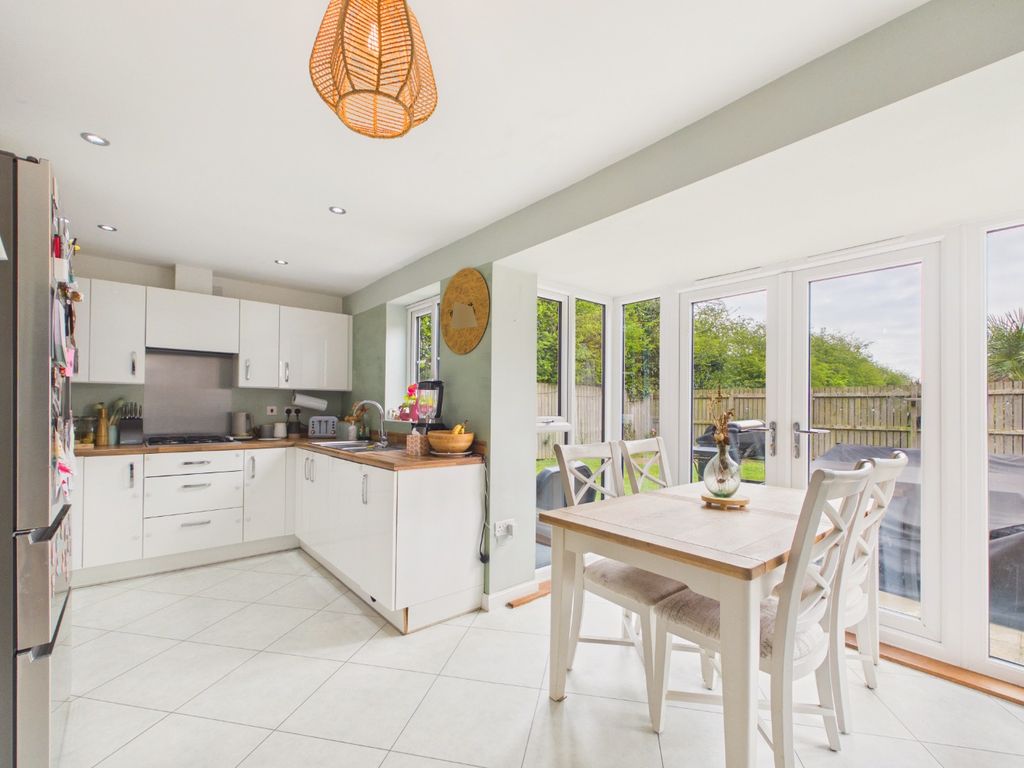 Property photo 3 of 22 5053913