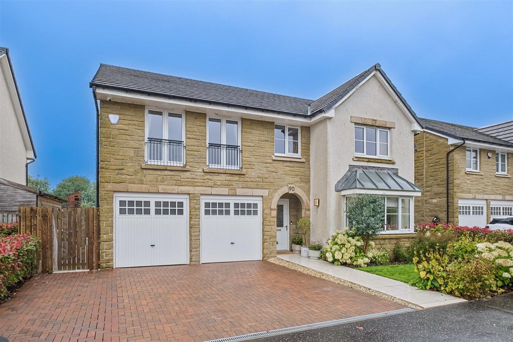 Property photo 1 of 34 Healds Drive-2.Jpg