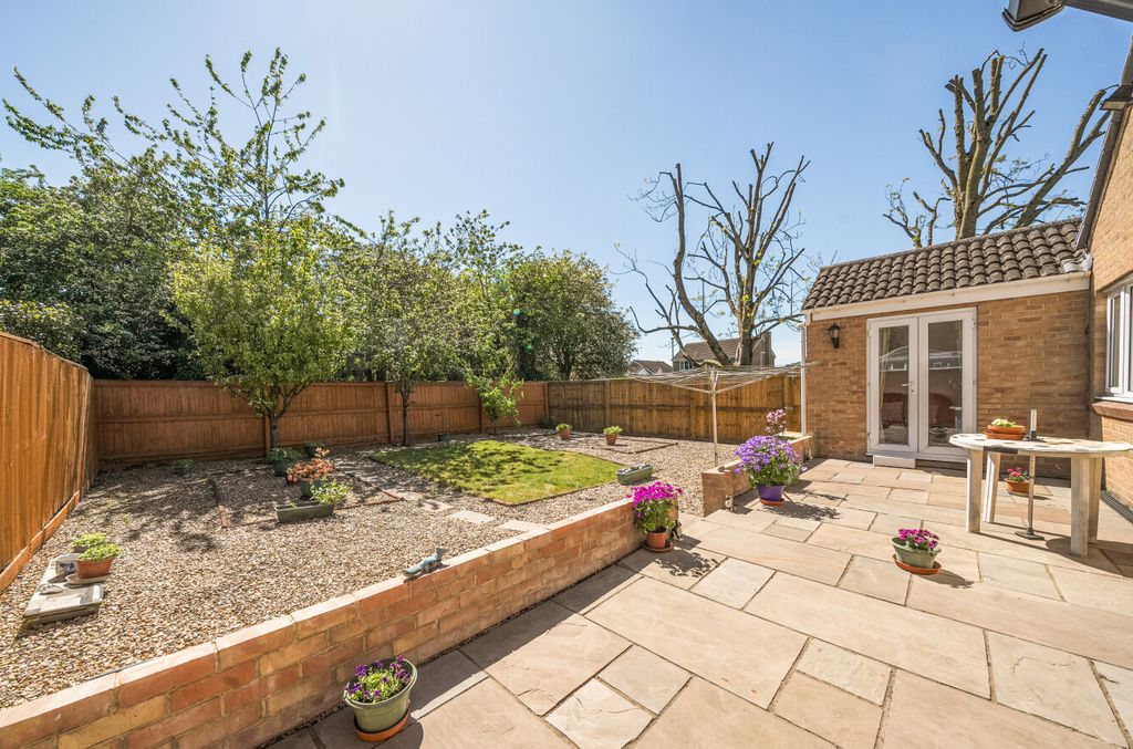 Property photo 2 of 12 14544479