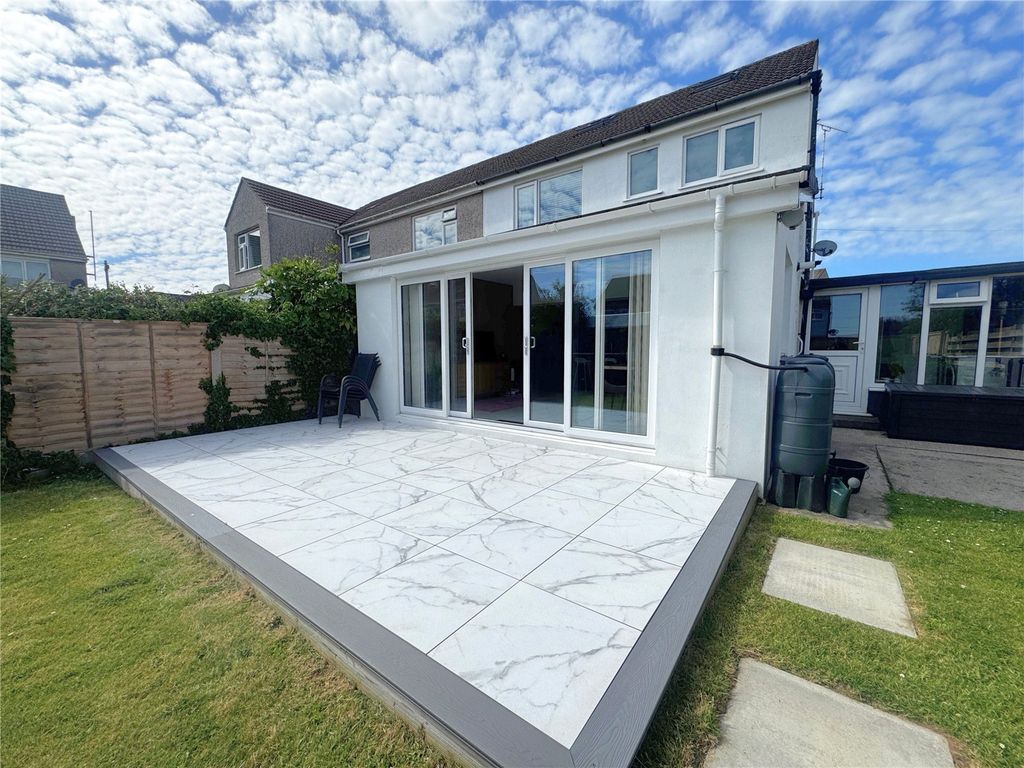 Property photo 3 of 35 Picture No. 33