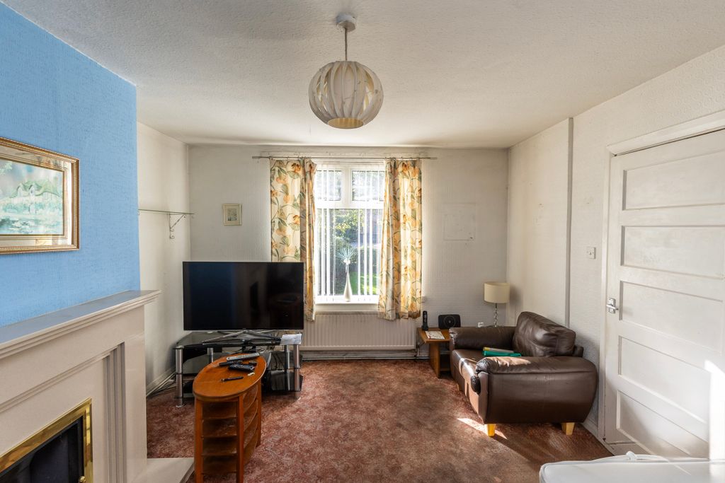 Property photo 3 of 15 Img_1225