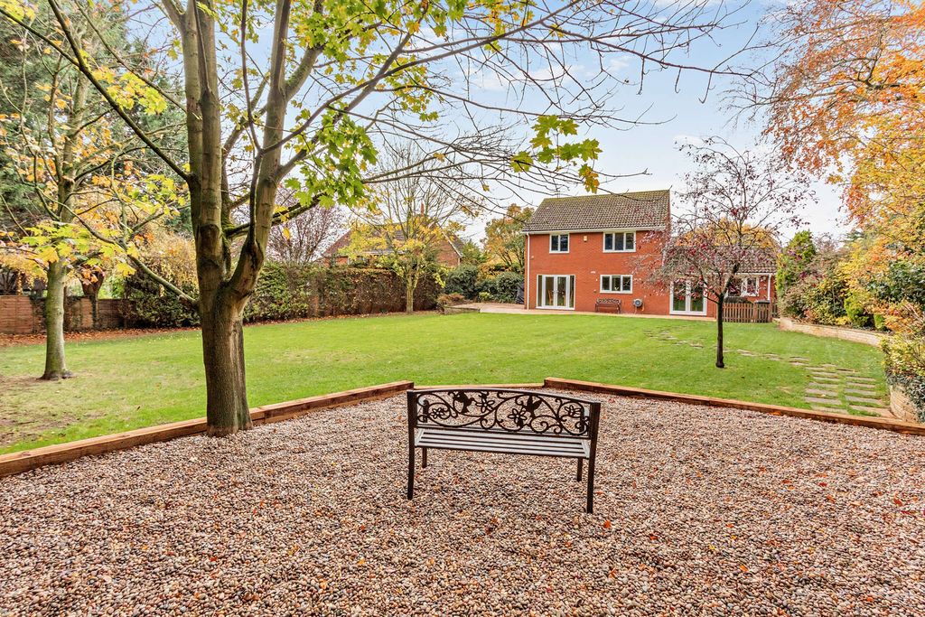 Property photo 3 of 16