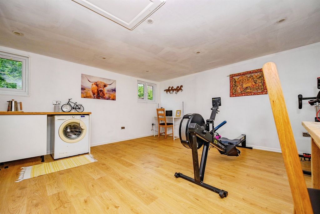 Additional image 12 of 3 bed detached bungalow for saleWycombe Way, Luton LU3