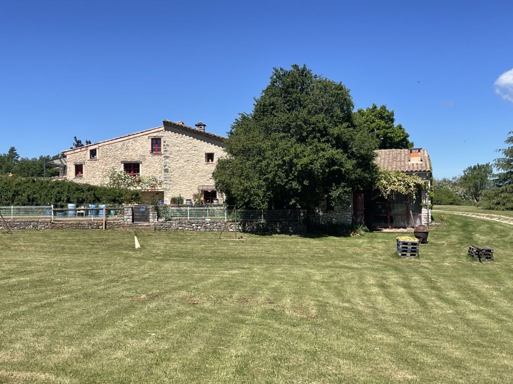 Property photo 2 of 24