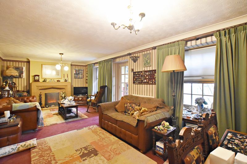 Property photo 3 of 22 Photo 12