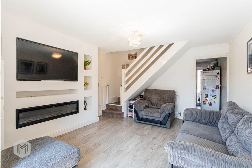 Property photo 2 of 16 Picture No. 25