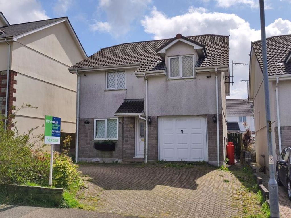 Property photo 1 of 15 External