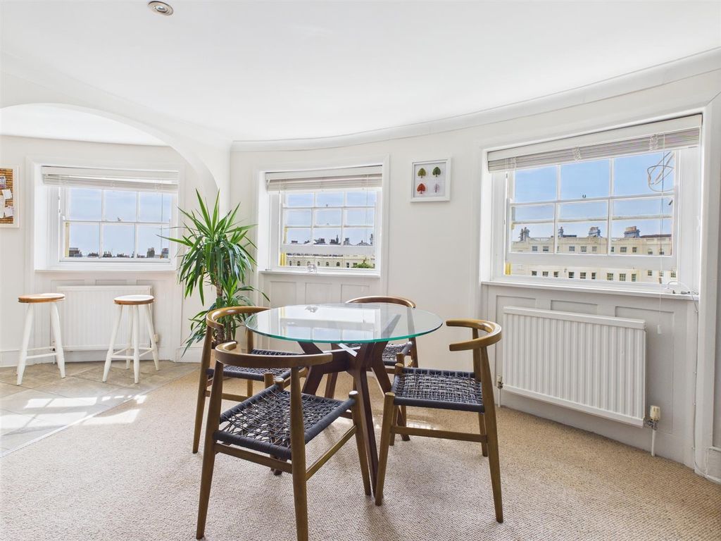 Property photo 3 of 9 Cam04311G0-Pr0041-Still009.Jpg