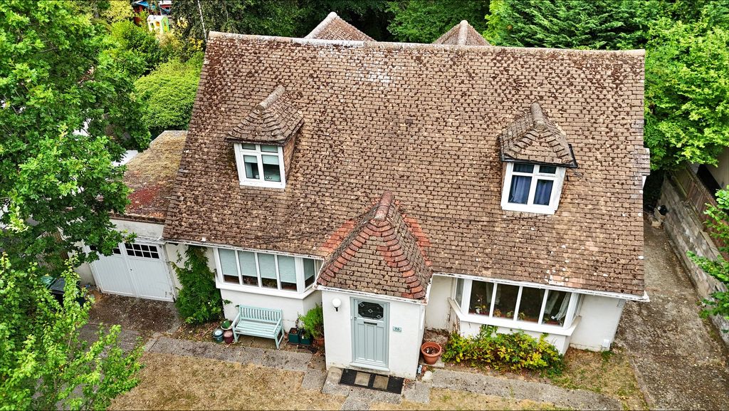 Property photo 1 of 16