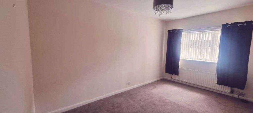 Property photo 3 of 8 Picture No. 07