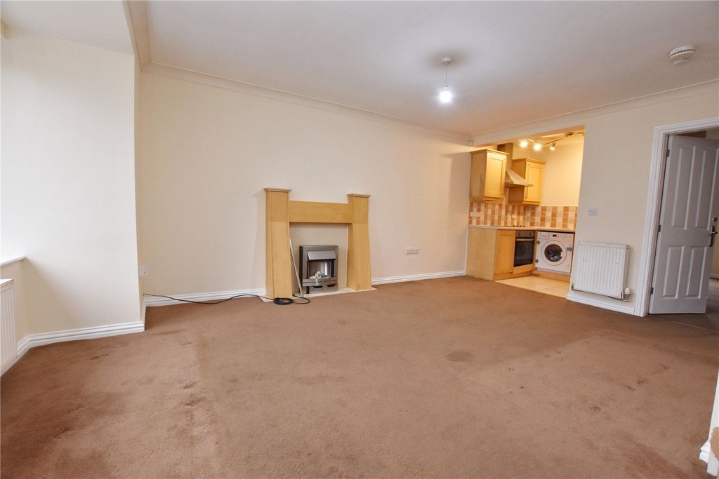 Property photo 2 of 15 Picture No. 34