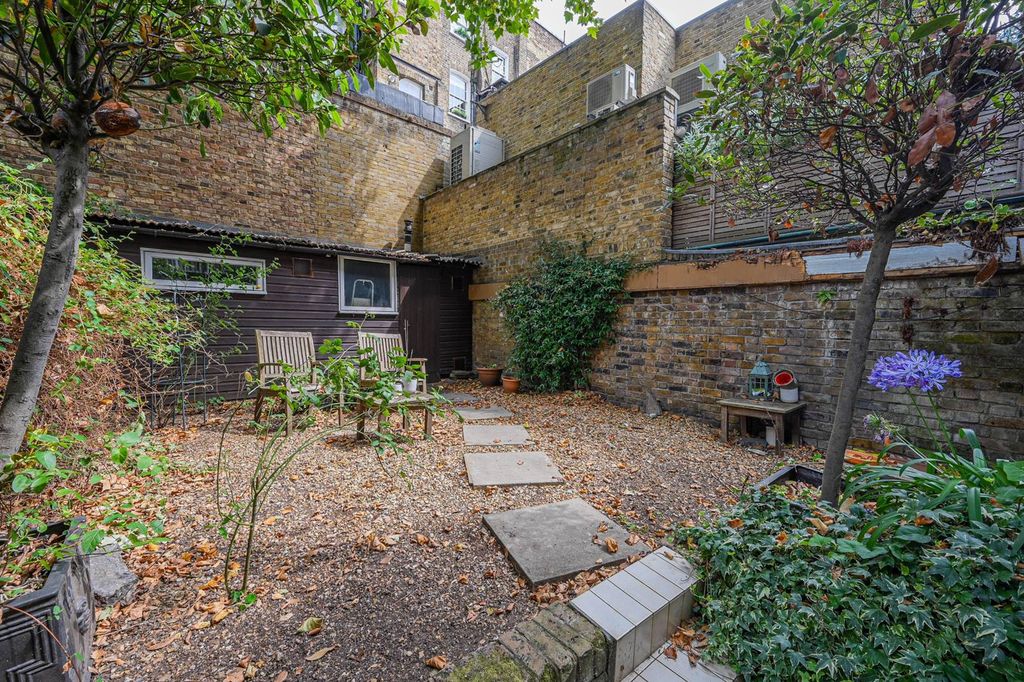 Property photo 3 of 9