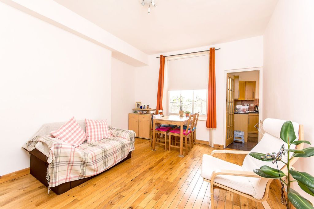 Property photo 1 of 4