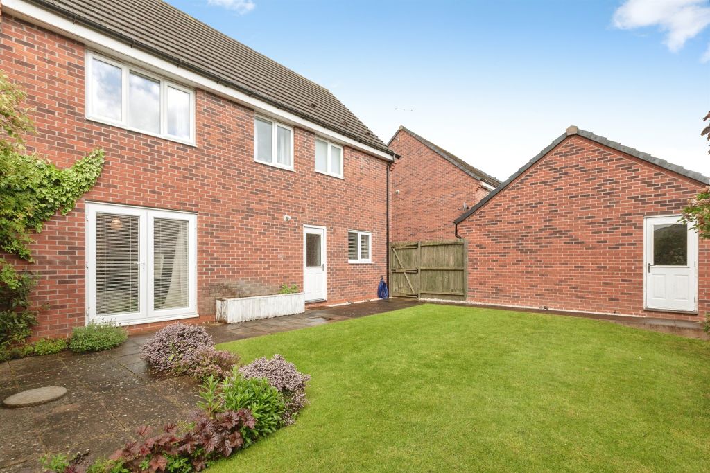 Property photo 2 of 16