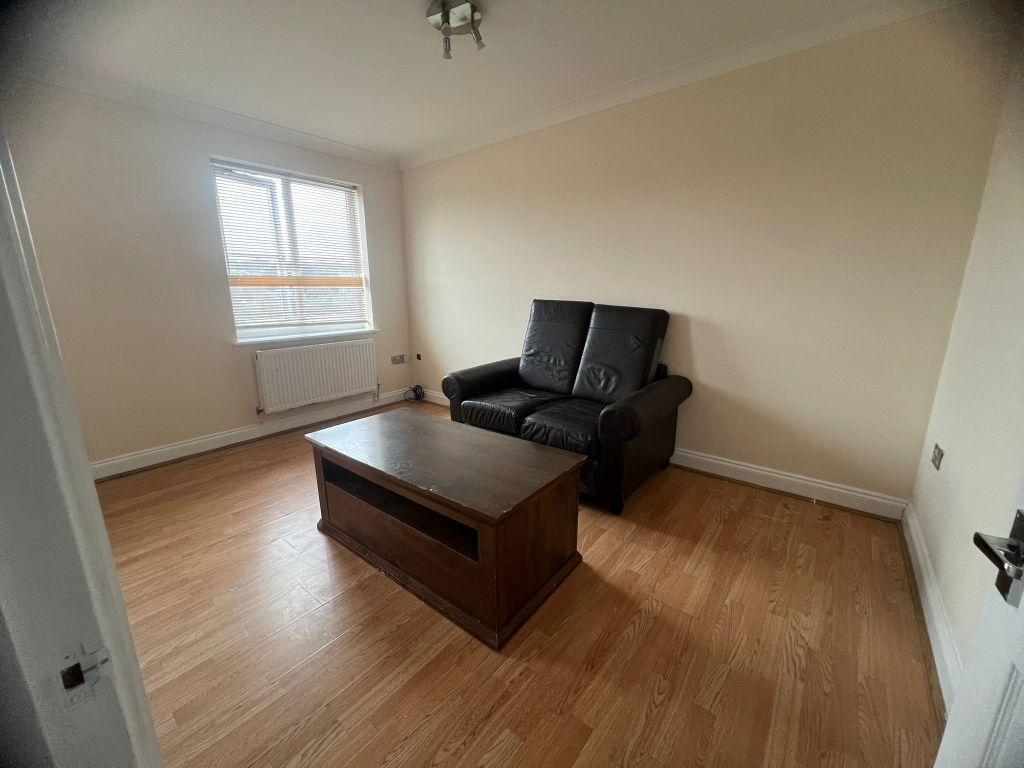 Property photo 3 of 5