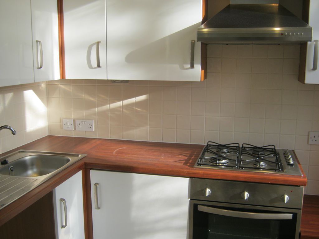 Property photo 2 of 6