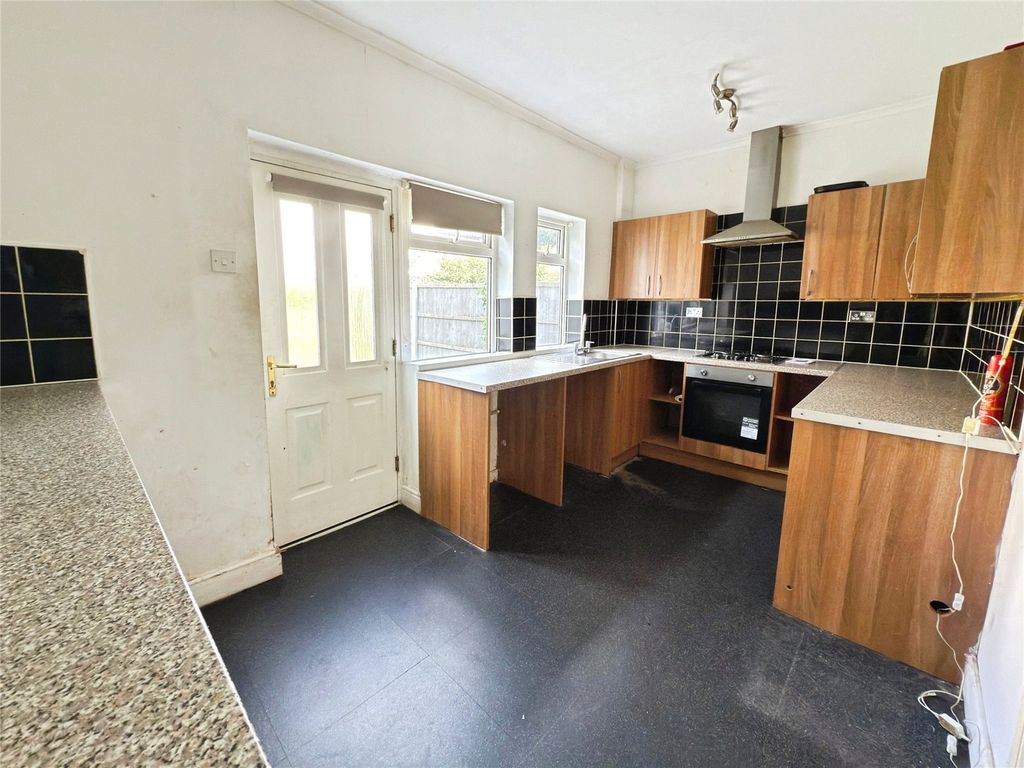 Property photo 3 of 10 Picture No. 10