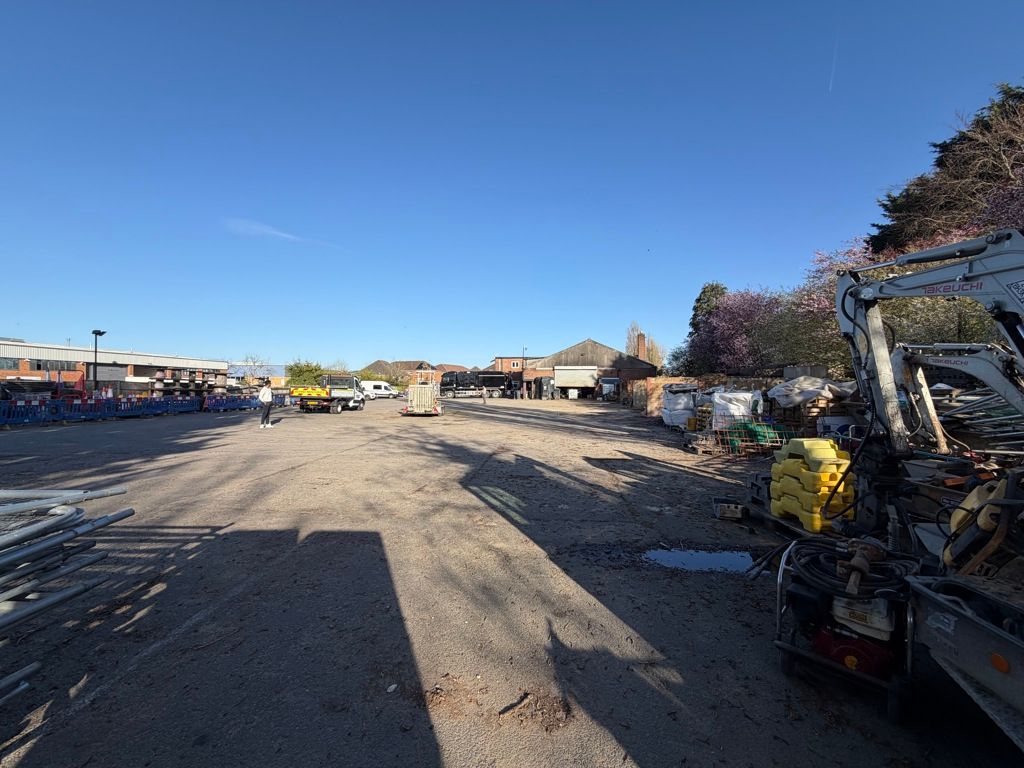 Property photo 3 of 7 Photo 9