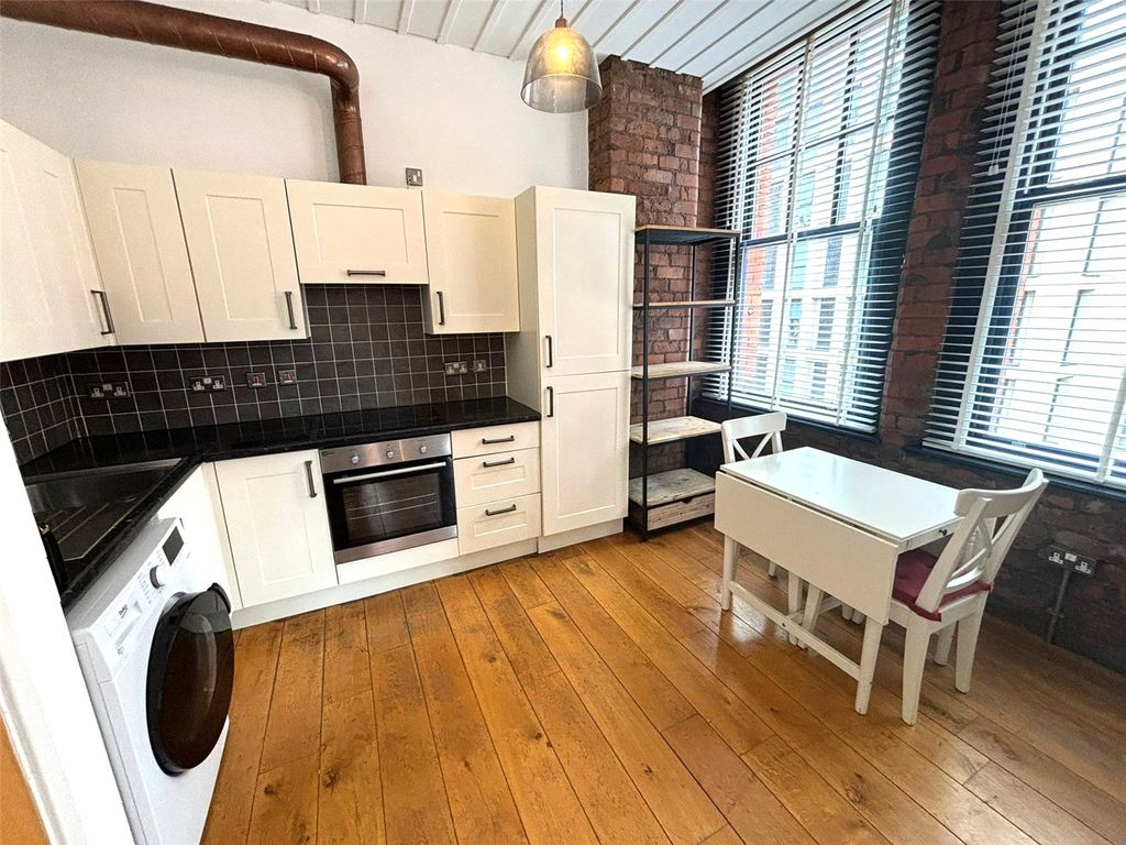 Property photo 2 of 10 Picture No. 11