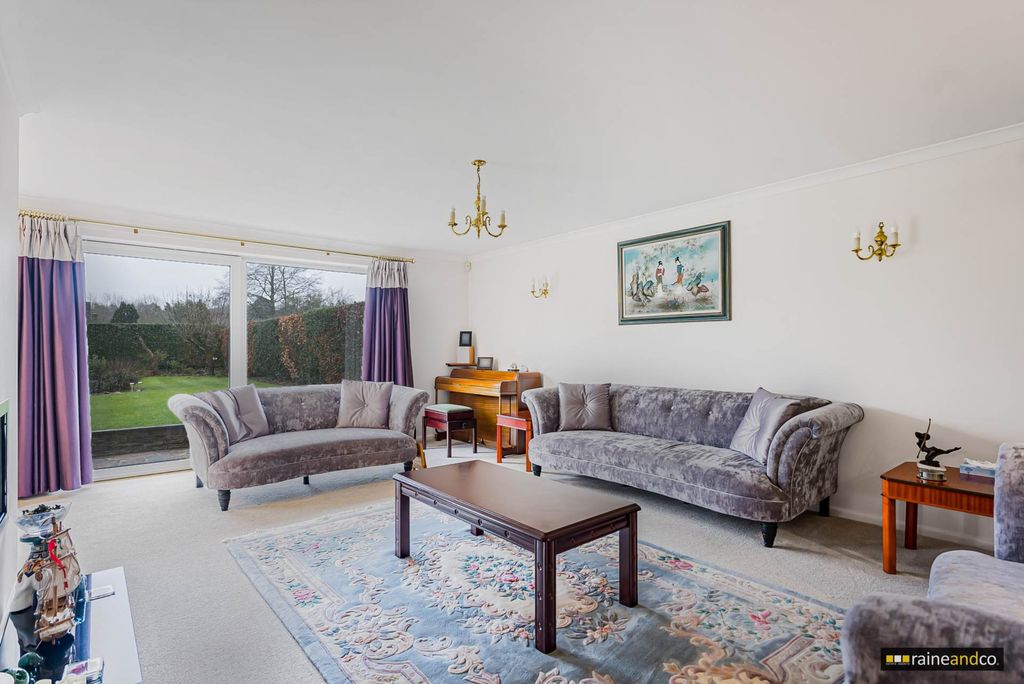 Property photo 3 of 45