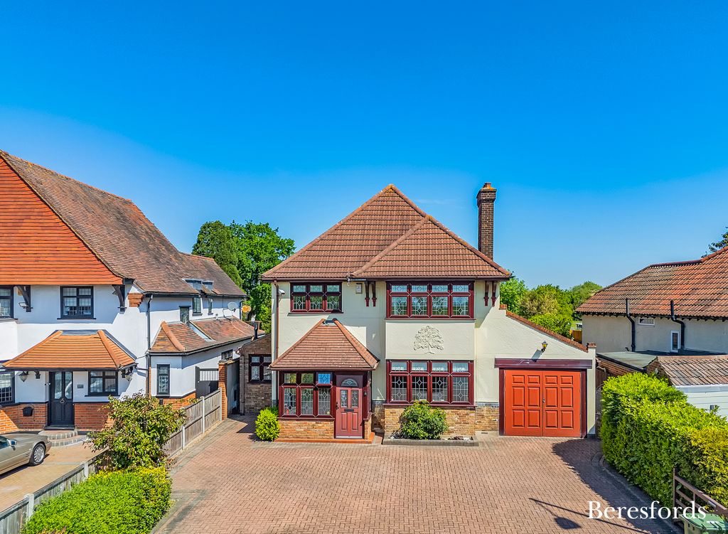 Property photo 2 of 29 Picture No. 02