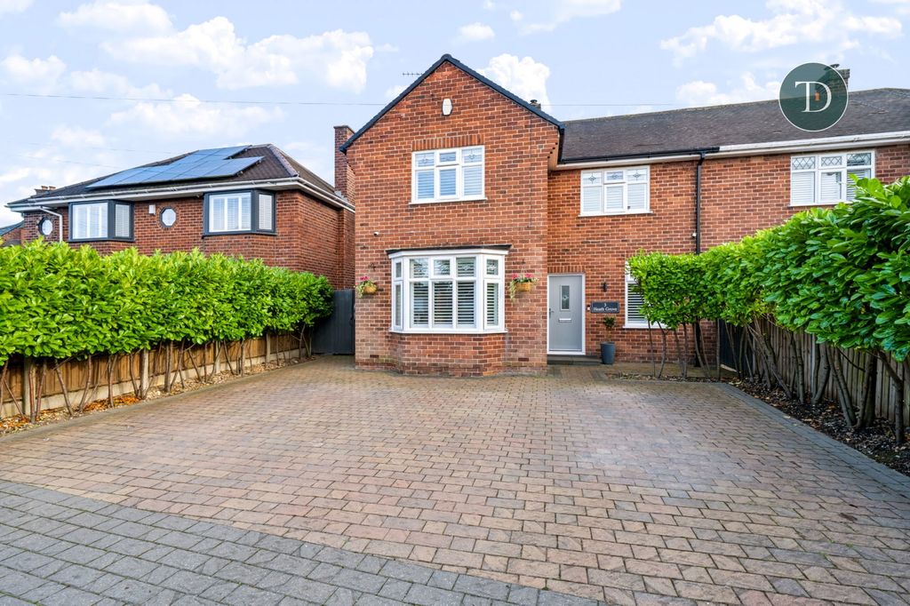 Property photo 1 of 31